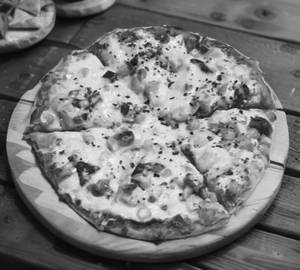 Onion Pizza                        
