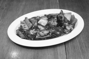 Seasonal Vegetables in Sauce of Your Choice