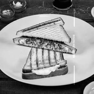 Spicy Egg Sandwich