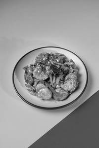 Chilli Basil Water Chestnut