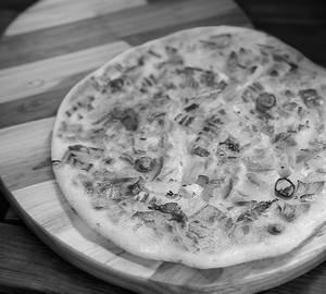 Onion uttapam(2 nos)