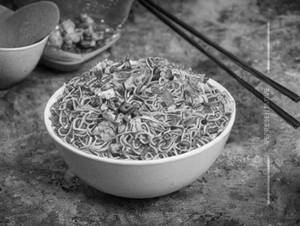 Egg schezwan noodle
