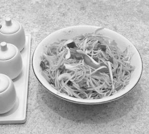 Veg Hakka Noodles