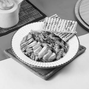 Red Sauce Pasta With Grilled Chicken