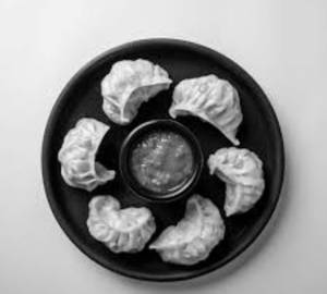 Veg Schezwan Momos    5 Pcs