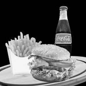 Spicy chicken tandoori burger + fries + drink (300 ml)