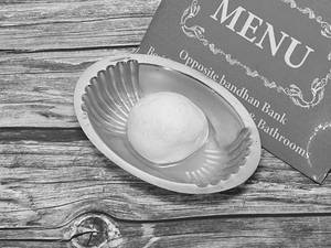 White Rasgulla