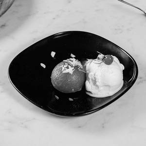 Jamoon With Ice Cream