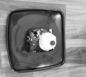 Brownie With Vanilla Icecream
