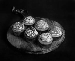 Assorted Cupcakes Box