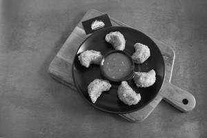 Veg Kurkure Momos