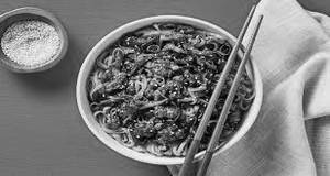 Beef schezwan noodles