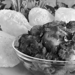 Aloo Dum with Poori