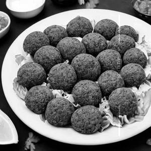 Hummus Falafel Salad