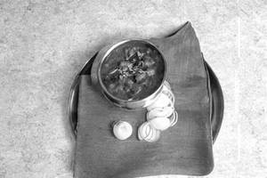 Dal Thadka