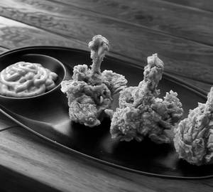 Crispy Chicken Lollipop