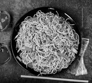 Veg Schezwan Hakka Noodles