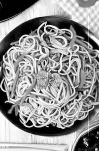 Veg Noodles [Triple]