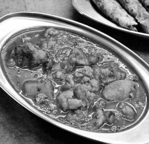 Alu Gobi Masala