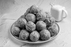 Mawa Khaja (250 Gms)