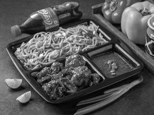 Veg Hakka Noodles Combo