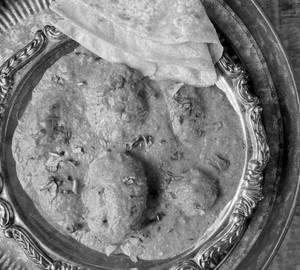Aloo Dum With Paratha