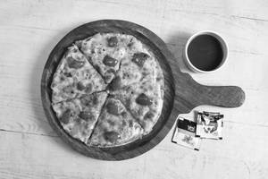 Cheese Capsicum Pizza