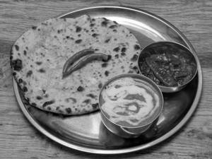 Aloo Naan + Gravy