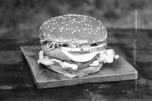 Tandoori Paneer Burger