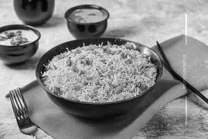 Schezwan Fried Rice - Chicken