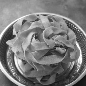 Ribbon Pakoda (200 Grams)