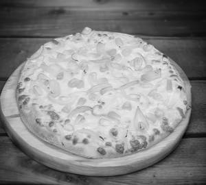 Onion & Corn Pizza