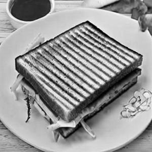 Veg Cheese  Grill Sandwich