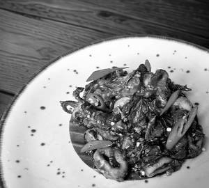 Chilli Basil Calamari