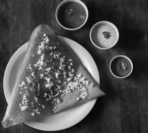Onion Double Roasted Uttapam [180 Grams]