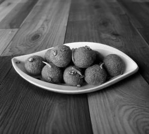 Paneer Balls [8 Pieces]