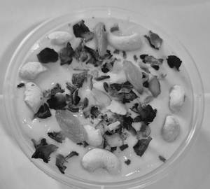 Kesari Dry Fruit Srikhand (300) ml