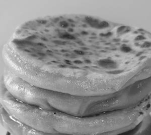 Kesar Puranpoli (4 Pcs)