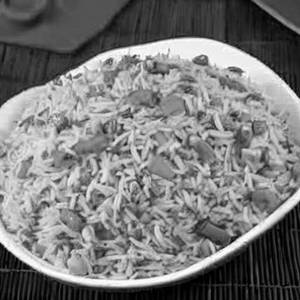 Chicken Schezwan Fried Rice [Half]