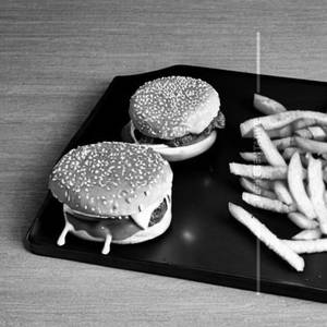 Schezwan Snacker Burger