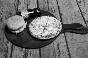 Corn Cheese Pizza (7 Inches)+Aloo Tikki Burger