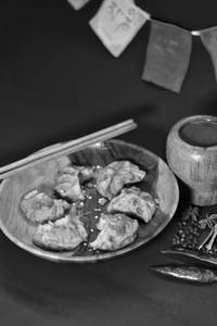 Chicken fried momos [6 pieces]