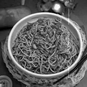 Chilly garlic noodles