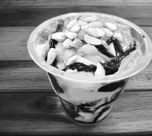 Butter Hot Chocolate Sundae