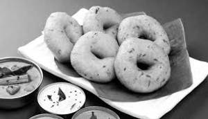 Medhu vadai [2 pieces]