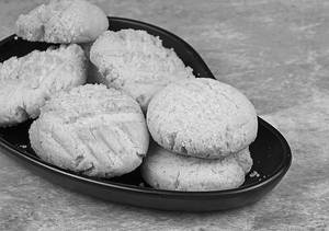 Custard Cookies