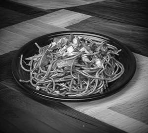 Veg  schezwan fried noodles /chow
