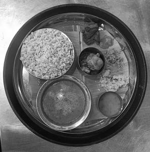 Chicken thali