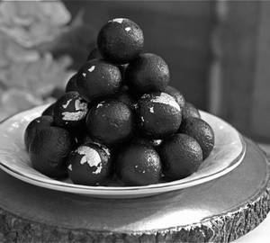 Kala Jamun {250Gm}