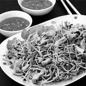 Crispy Noodles Salad  Chicken